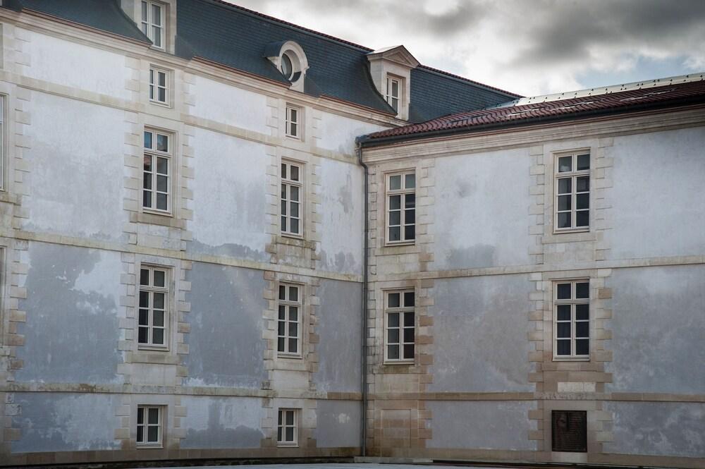 Résidence de la Corderie Royale - Meublés de Tourisme Rochefort-sur-Mer Extérieur photo